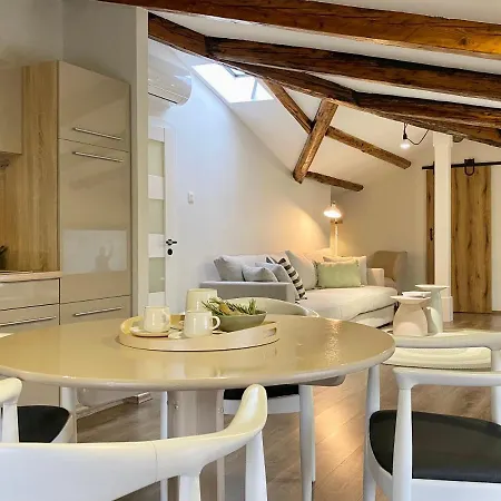 Parentium Loft Center Square Apartment Porec Exterior photo